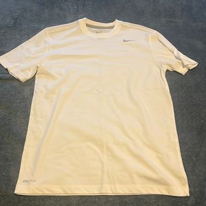 EUC White Nike Shirt size Medium